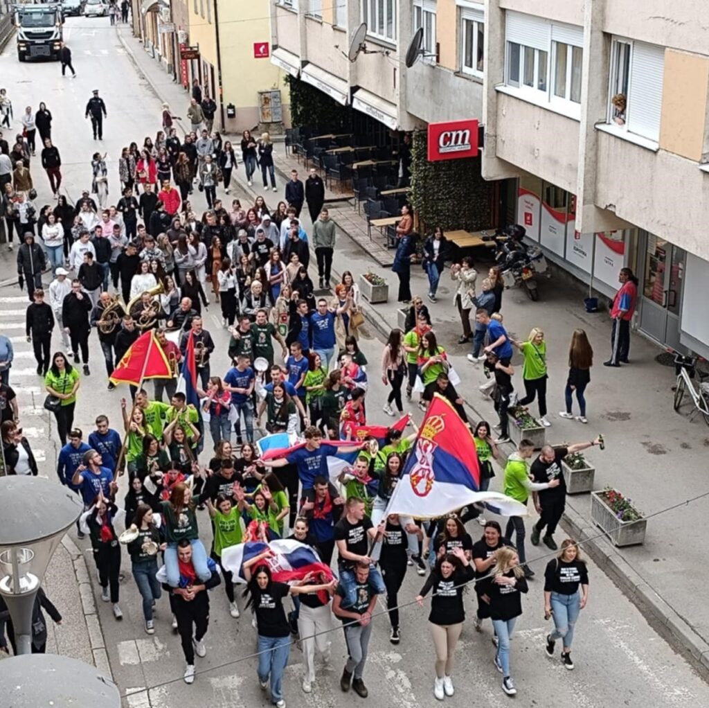 Igra i pjesma višegradskih maturanata